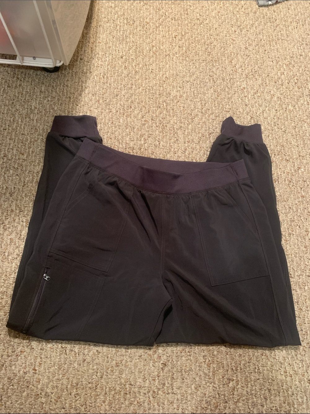 Mens large pewter grey Cherokee scrub cargo joggers